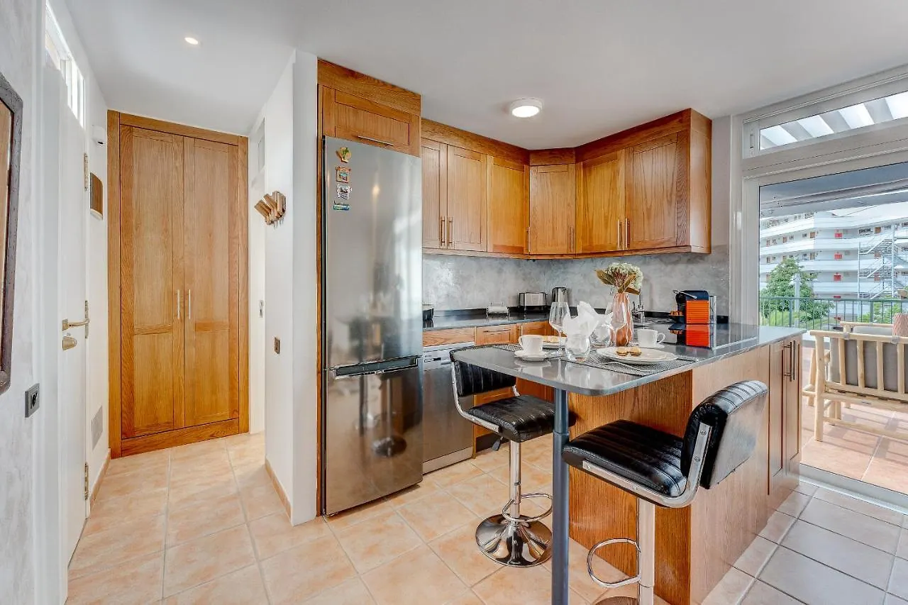 Beach Apartment Bungamericas - Sea View Playa De Las Americas 0*, Playa de las Americas (Tenerife) Spagna